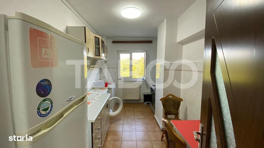 Apartament cu 2 camere decomandat în Valea Aurie