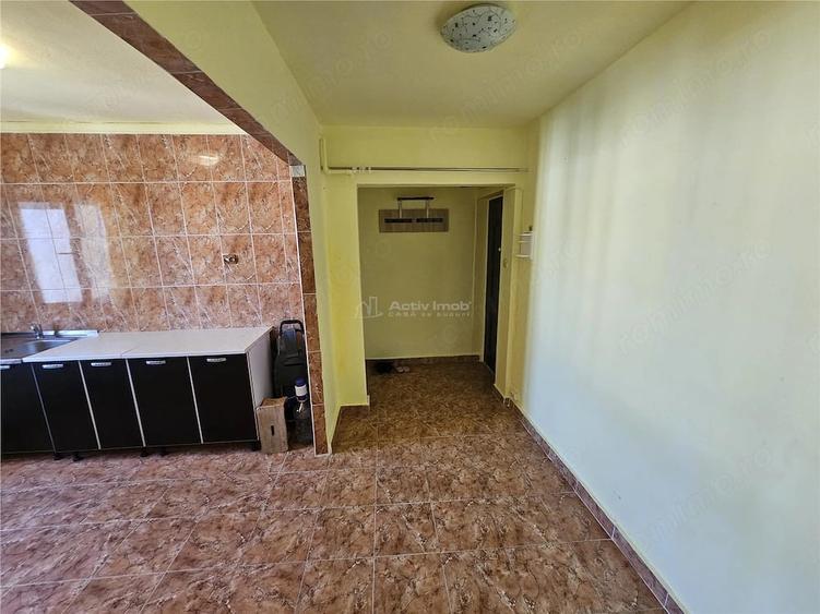 Apartament cu 2 camere semidecomandat în Micro III