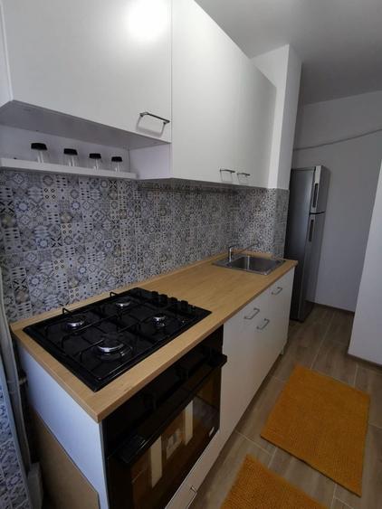 Garsonieră decomandată în Brâncoveanu