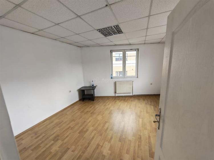 Spațiu comercial, de 368 mp, în Central