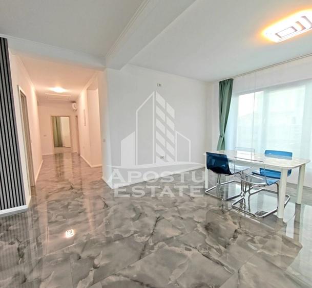 Casă individuală cu 5 camere cu Canalizare în Săcălaz