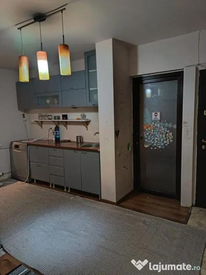 Apartament cu 2 camere decomandat în Anda