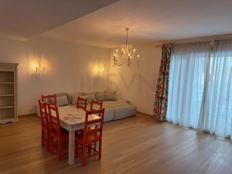 Apartament cu 4 camere decomandat în Aviatorilor