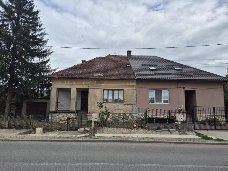 Casă cu Teren 365 Mp în Aghireșu
