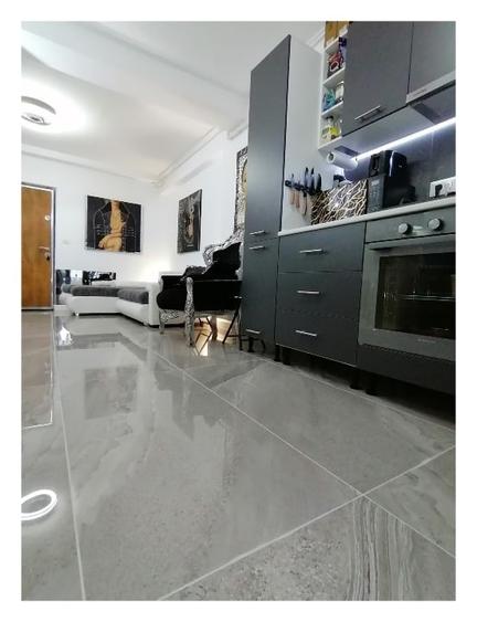 Apartament cu 2 camere semidecomandat în Vitan-Bârzești
