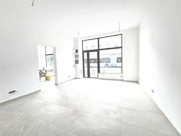 Spațiu comercial, de 30 mp, în Semicentral