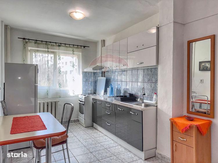 Apartament cu 2 camere semidecomandat, mobilat în Ștefan cel Mare