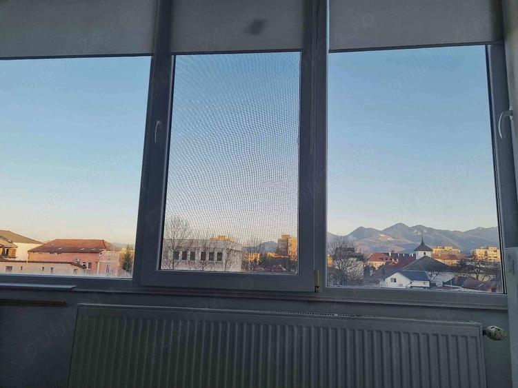 Apartament cu 2 camere semidecomandat în Județean