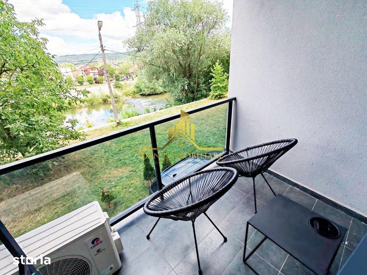 Apartament cu 3 camere semidecomandat în Bulgaria