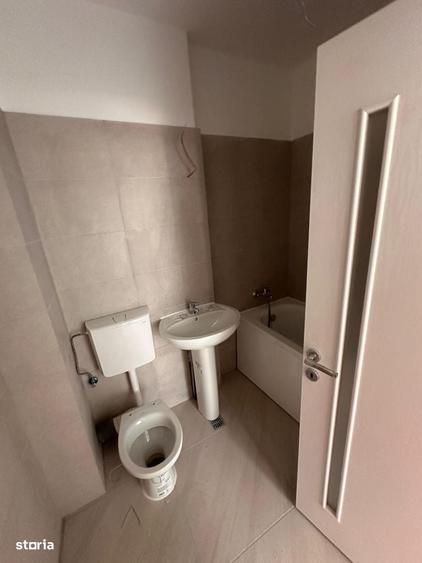 Apartament cu 3 camere decomandat în Militari