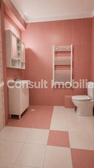 Penthouse cu 3 camere semidecomandat în Mănăștur