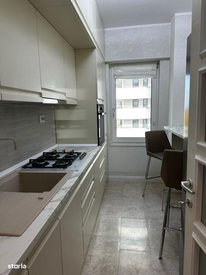 Apartament cu 3 camere decomandat în Breazu