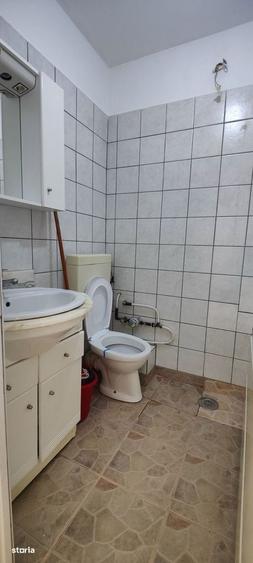 Apartament cu 3 camere decomandat în Politehnica
