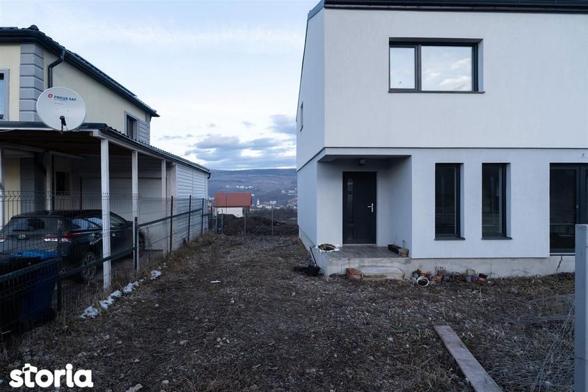 Casă cu 4 camere cu Teren 500 Mp în Chinteni