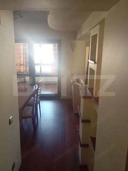 Apartament cu 4 camere decomandat, mobilat în Ultracentral