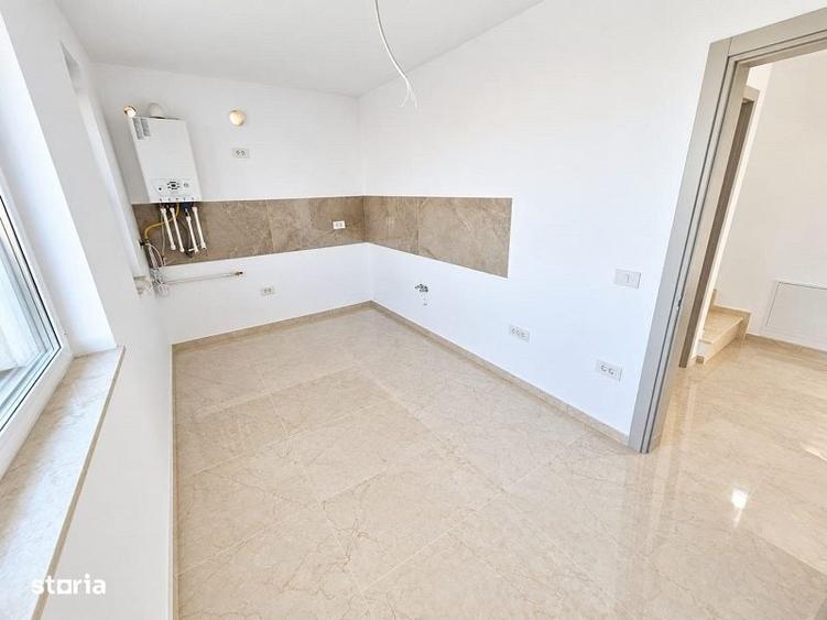 Casă cu 4 camere în Central