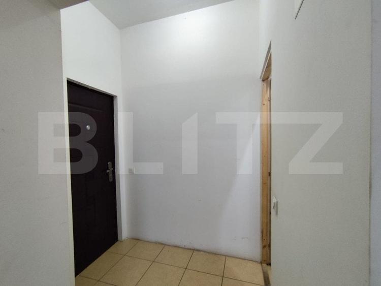Birou, de 42 mp, în Aiud