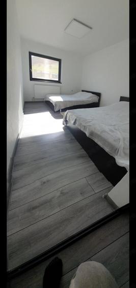 Casă cu 2 camere cu Teren 500 Mp în Central
