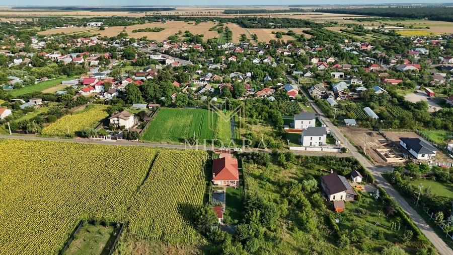 Casă cu 4 camere în Grădiștea