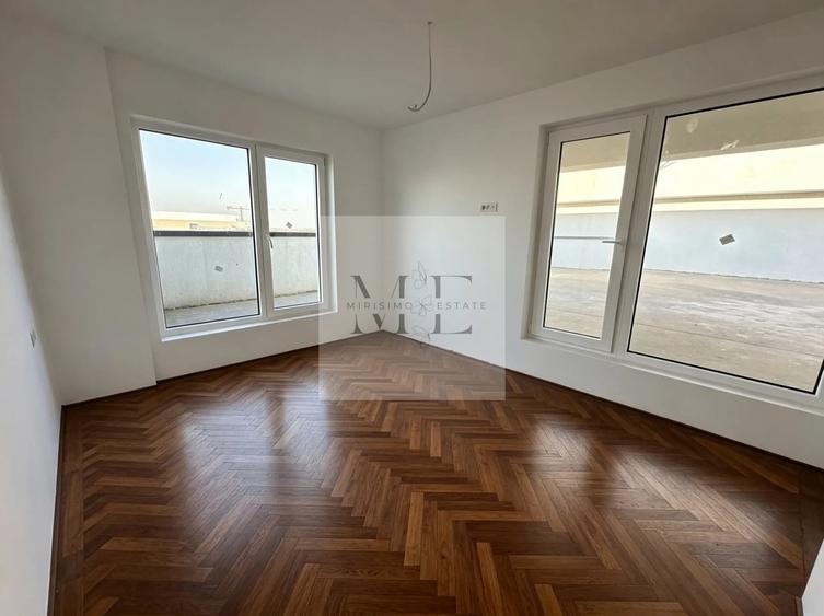 Apartament cu 3 camere decomandat în Berceni
