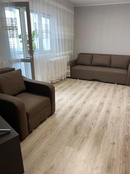 Calea Vitan - Apartament 2 camere , decomandat +loc parcare - 4