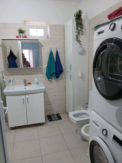 Casă cu 4 camere în Movila Banului