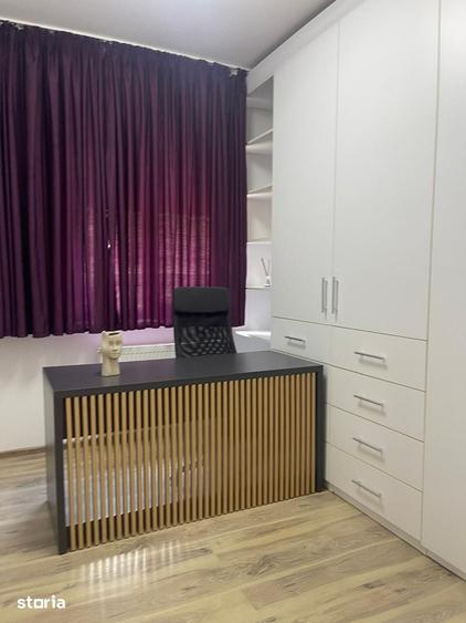 Apartament cu 3 camere, mobilat în Central