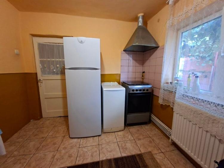 Casă individuală cu 3 camere cu Canalizare în Viile Noi