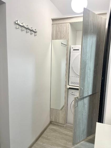 Garsonieră decomandată în Ipotești