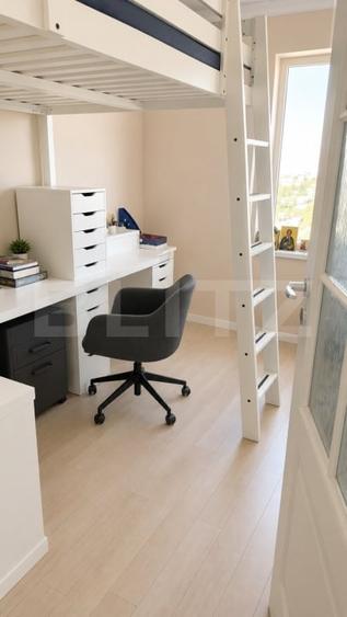 Apartament cu 4 camere decomandat, mobilat în Ultracentral