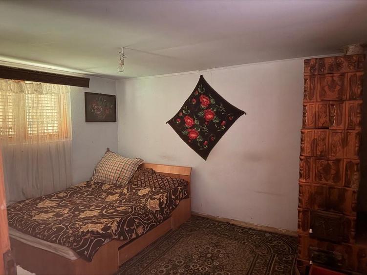 Casă cu 3 camere în Slatina
