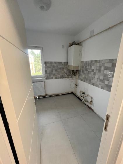 Apartament cu 2 camere semidecomandat în George Enescu