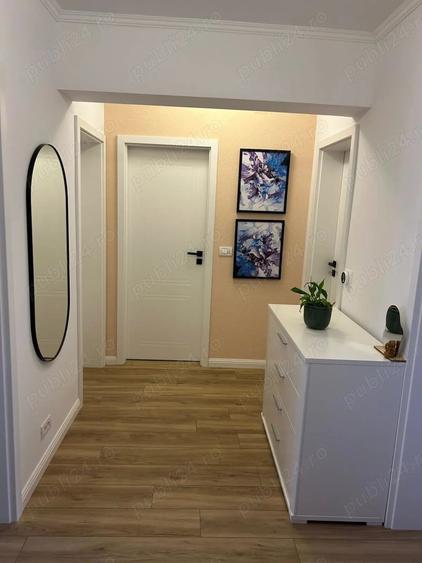 Apartament cu 3 camere decomandat în Ultracentral