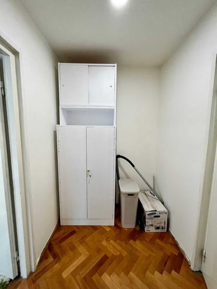 Apartament cu 3 camere semidecomandat în Dosu Bricii