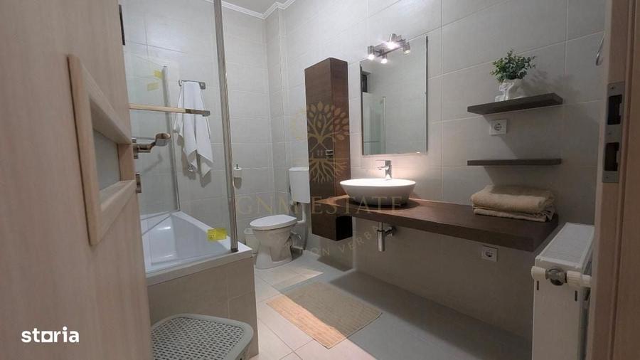 Apartament cu 3 camere decomandat în 1 Mai