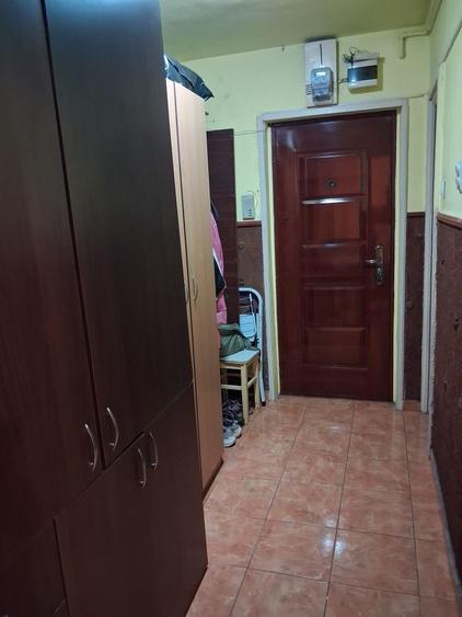 Garsonieră decomandată în Berceni