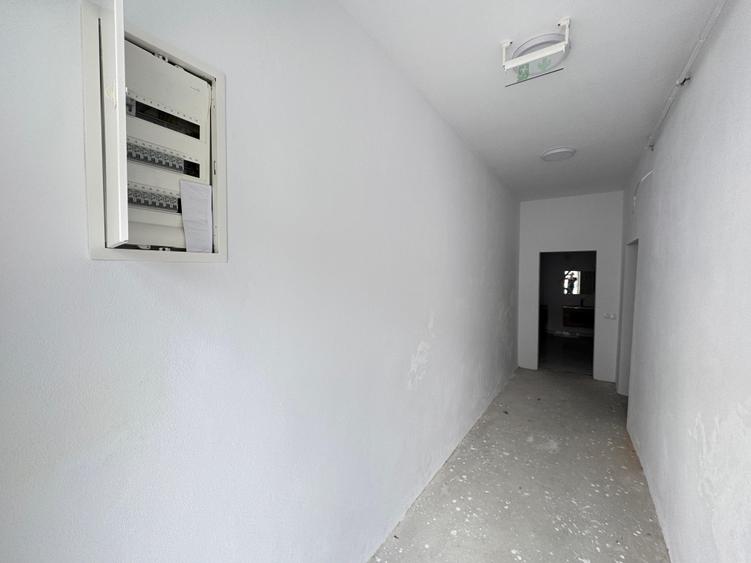 Spațiu comercial, de 79 mp, în Central