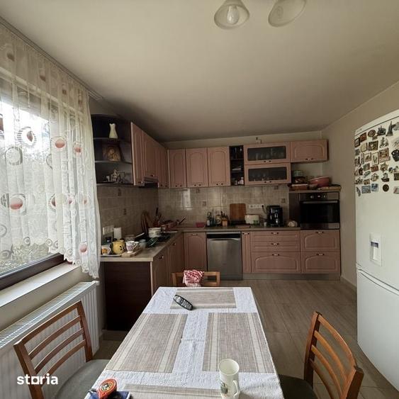 Casă cu 6 camere cu Teren 800 Mp în Tăuții-Măgherăuș