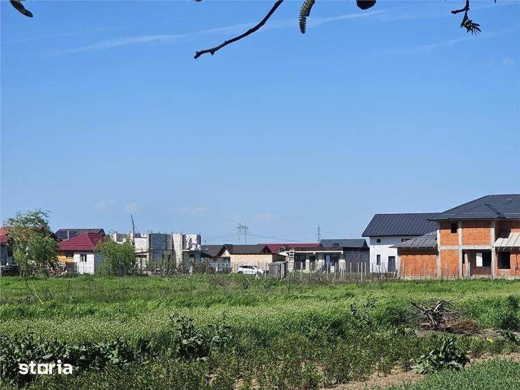 Teren de 1055 mp, în Central