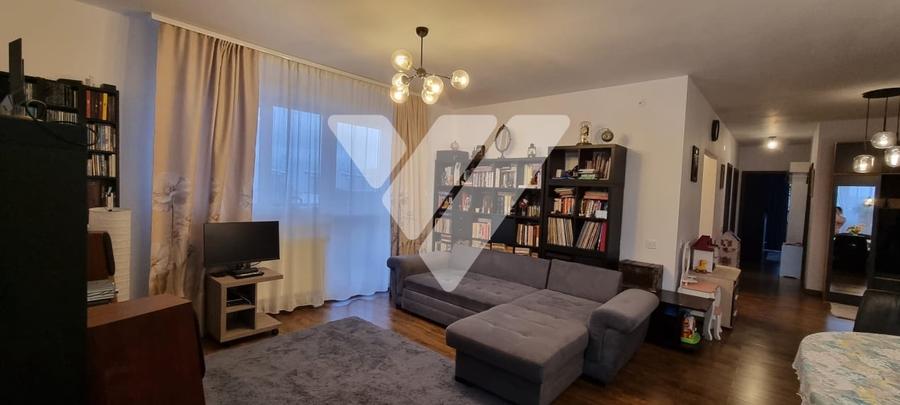 Apartament cu 3 camere decomandat, mobilat în Hipodrom 3
