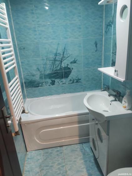 Apartament cu 2 camere decomandat în Petrila