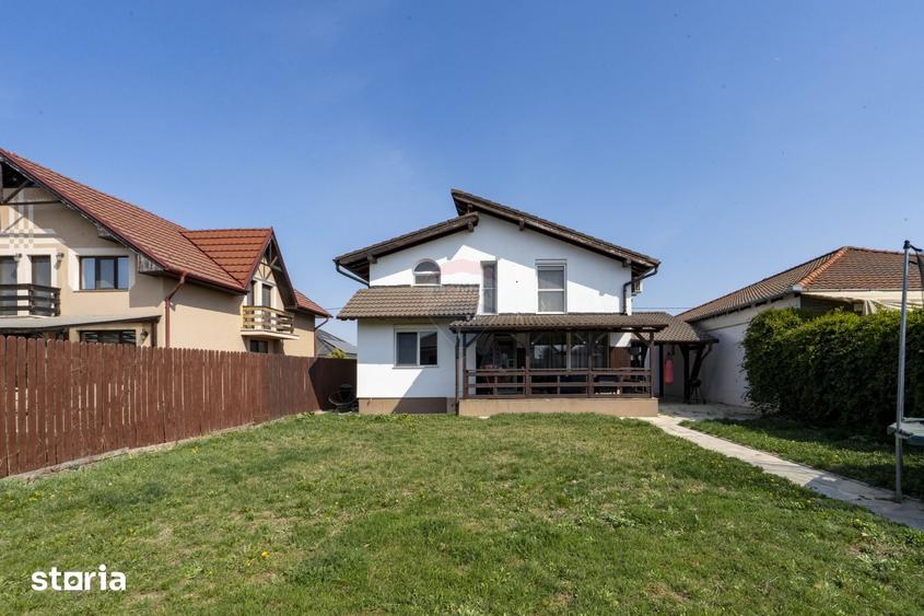 Casă cu 6 camere cu Teren 501 Mp în Sântandrei