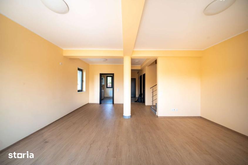 Casă cu 4 camere cu Teren 200 Mp în Domnești