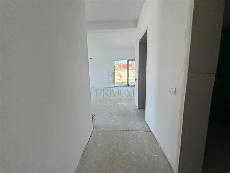 Casă individuală cu 4 camere cu Teren 320 Mp în Moșnița Nouă