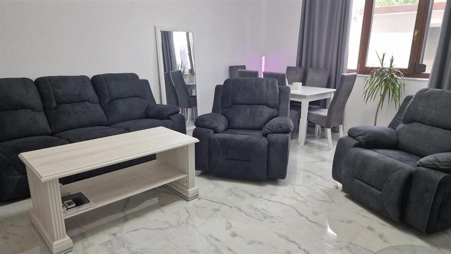 Casă cu 4 camere cu Teren 500 Mp în Cazasu