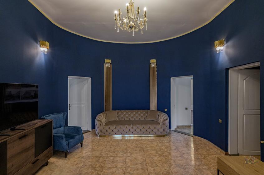 Casă cu 7 camere cu Teren 115 Mp în Unirii