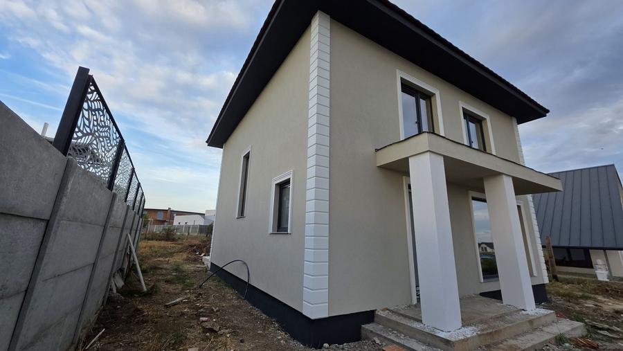 Casă cu 4 camere în Giarmata
