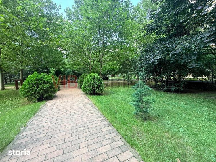 Apartament cu 3 camere în Tei