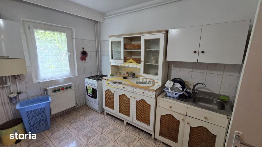 Apartament cu 2 camere decomandat în Central