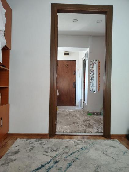 Apartament cu 2 camere decomandat în Lazaret